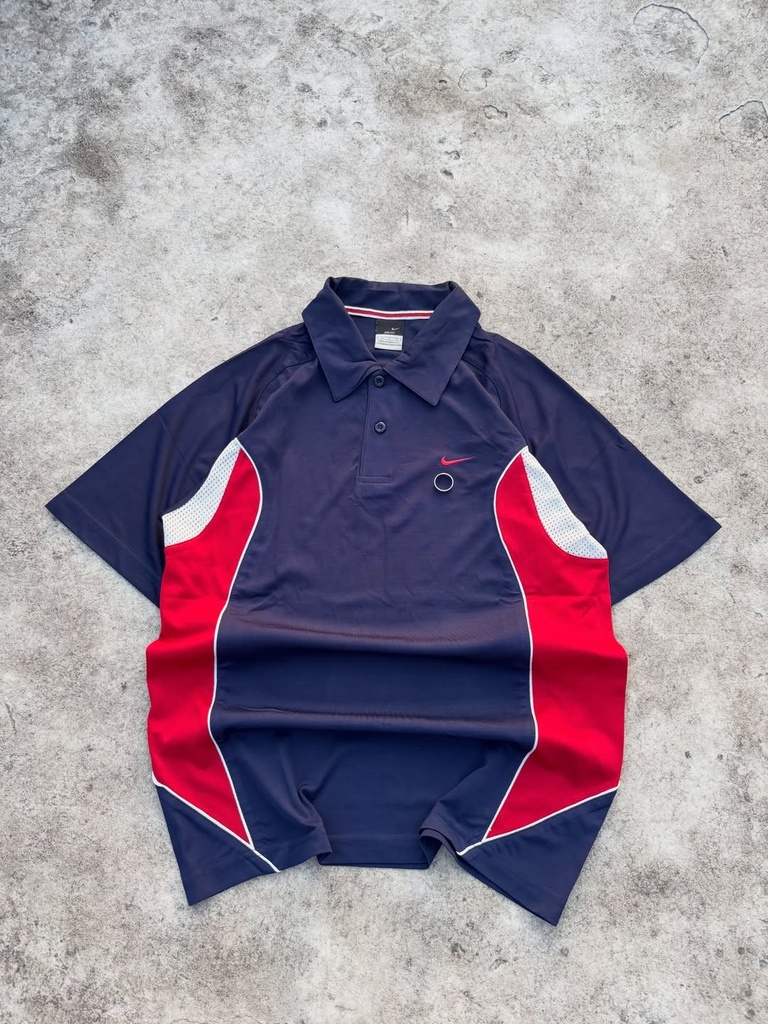 Nike ★//Branded T-shirt