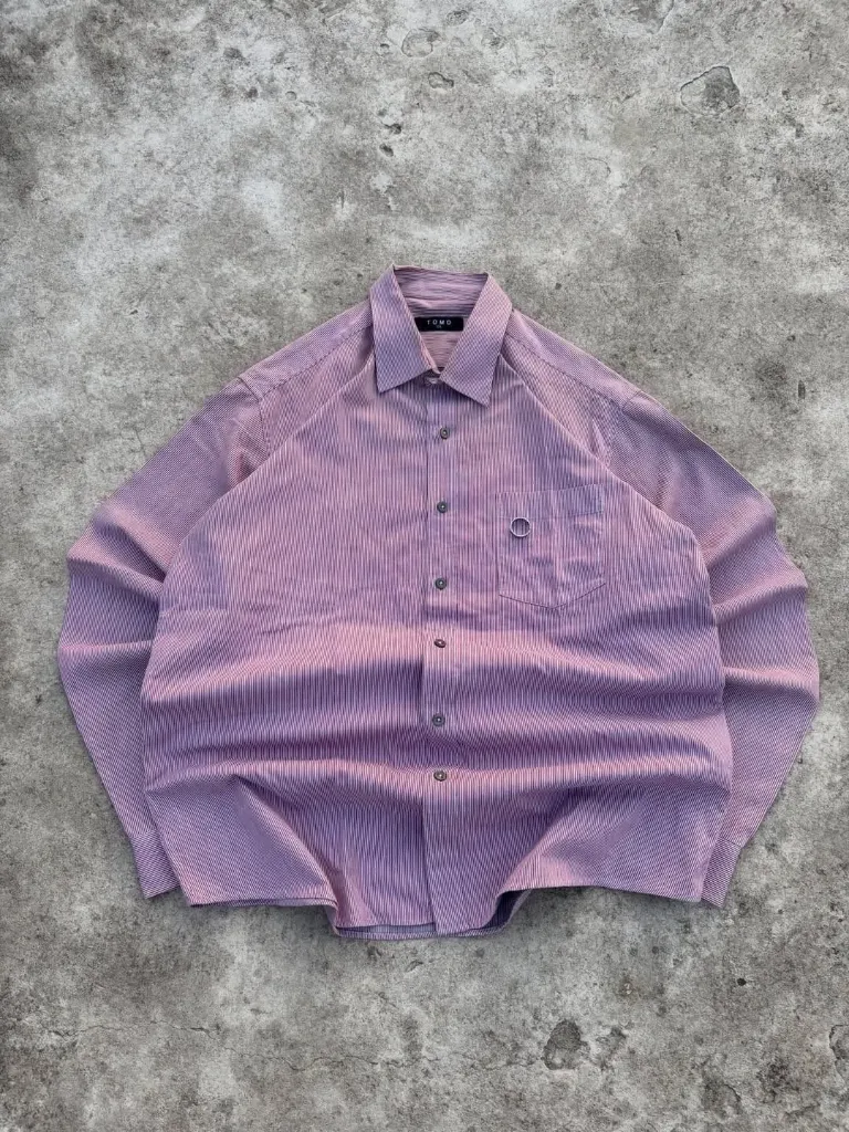 TOMO ★//Branded shirt
